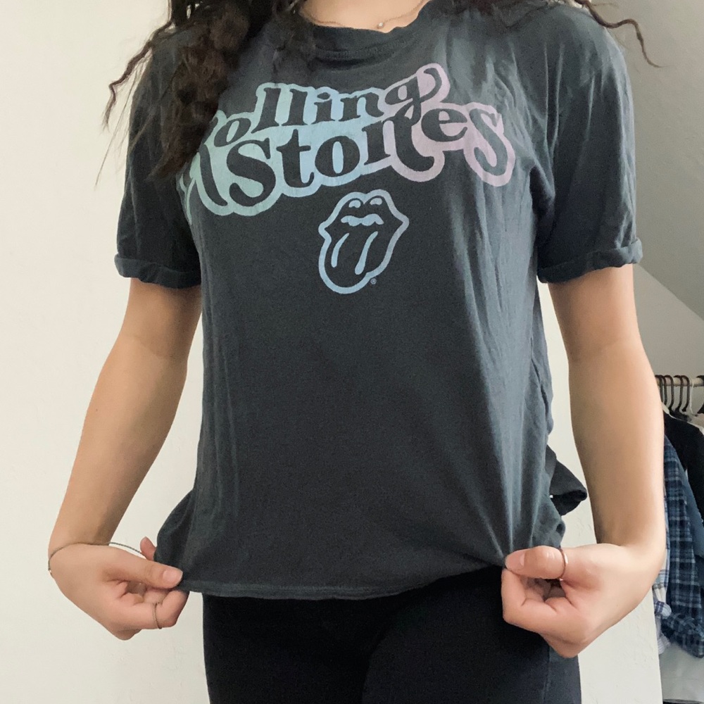american eagle rolling stones tee